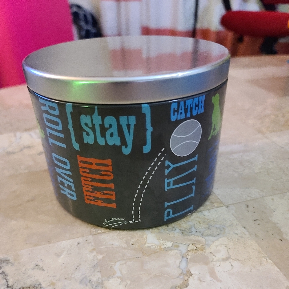 Dog treat tin